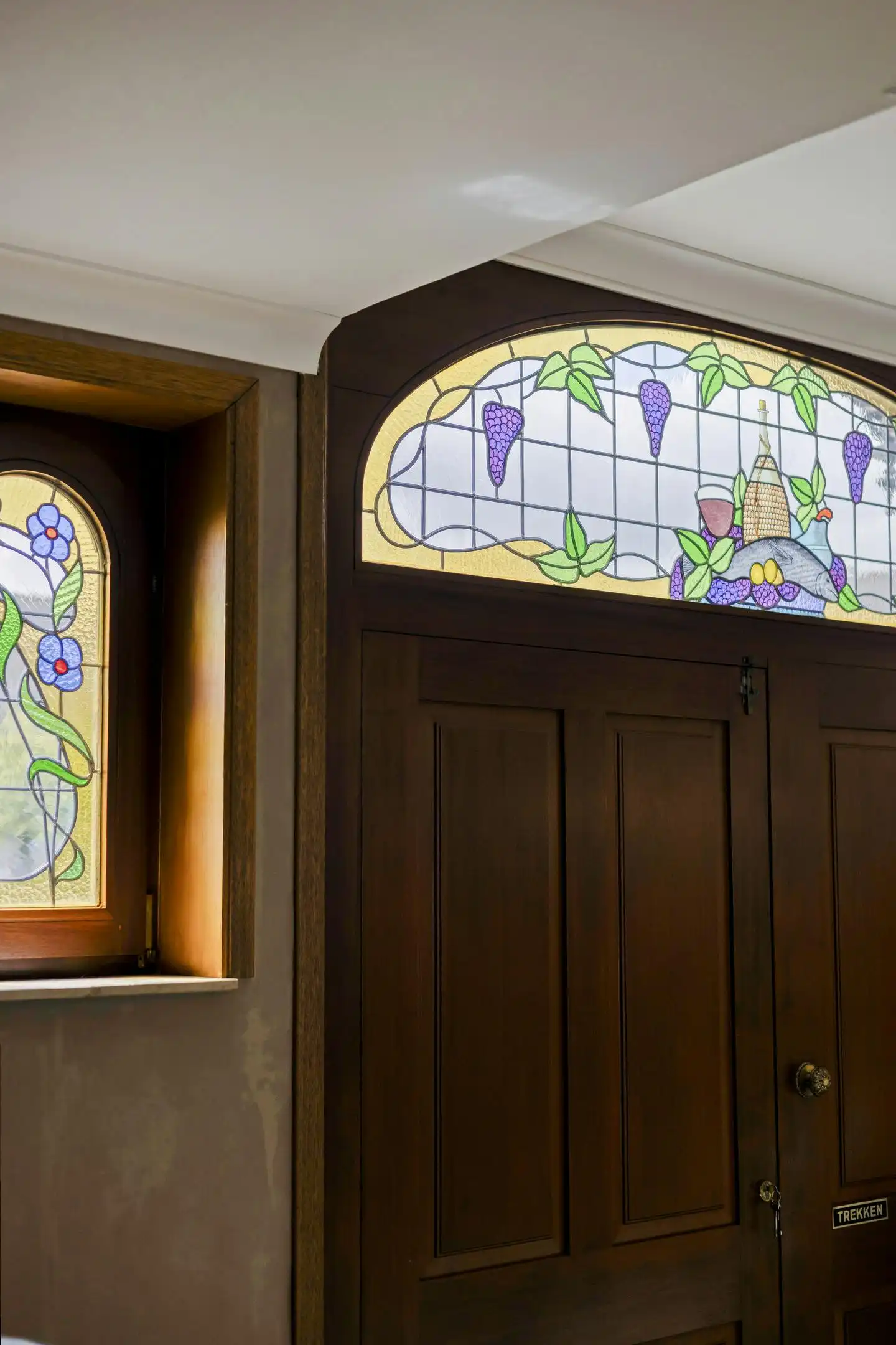 Handelshuis met café en feestzaal + bouwgrond te koop in Tongerlo  foto 3