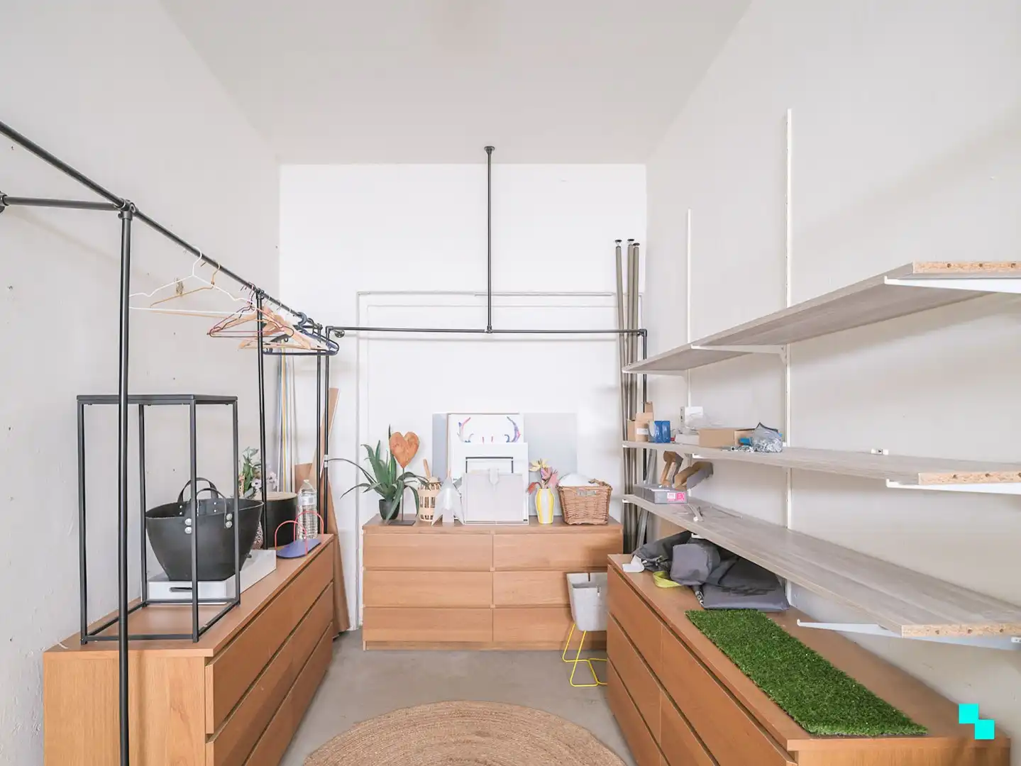 Gerenoveerd appartement met 2 slaapkamers en garage nabij Gent Dampoort foto 21