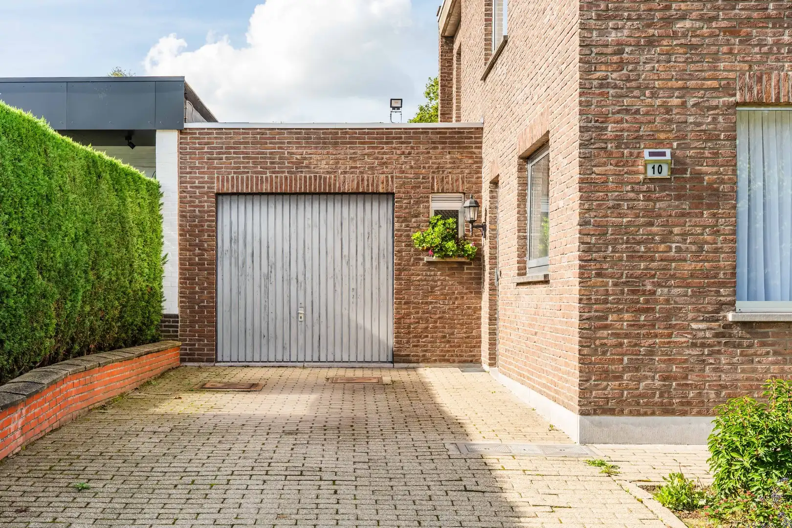 Te renoveren halfopen woning met diepe tuin foto 24