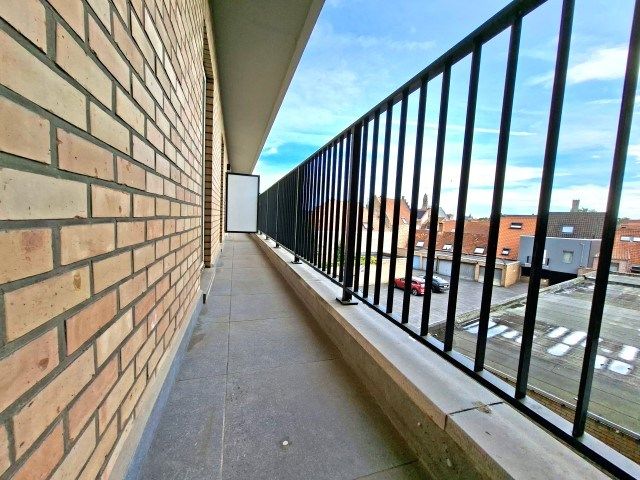 Ruim te moderniseren appartement foto 3
