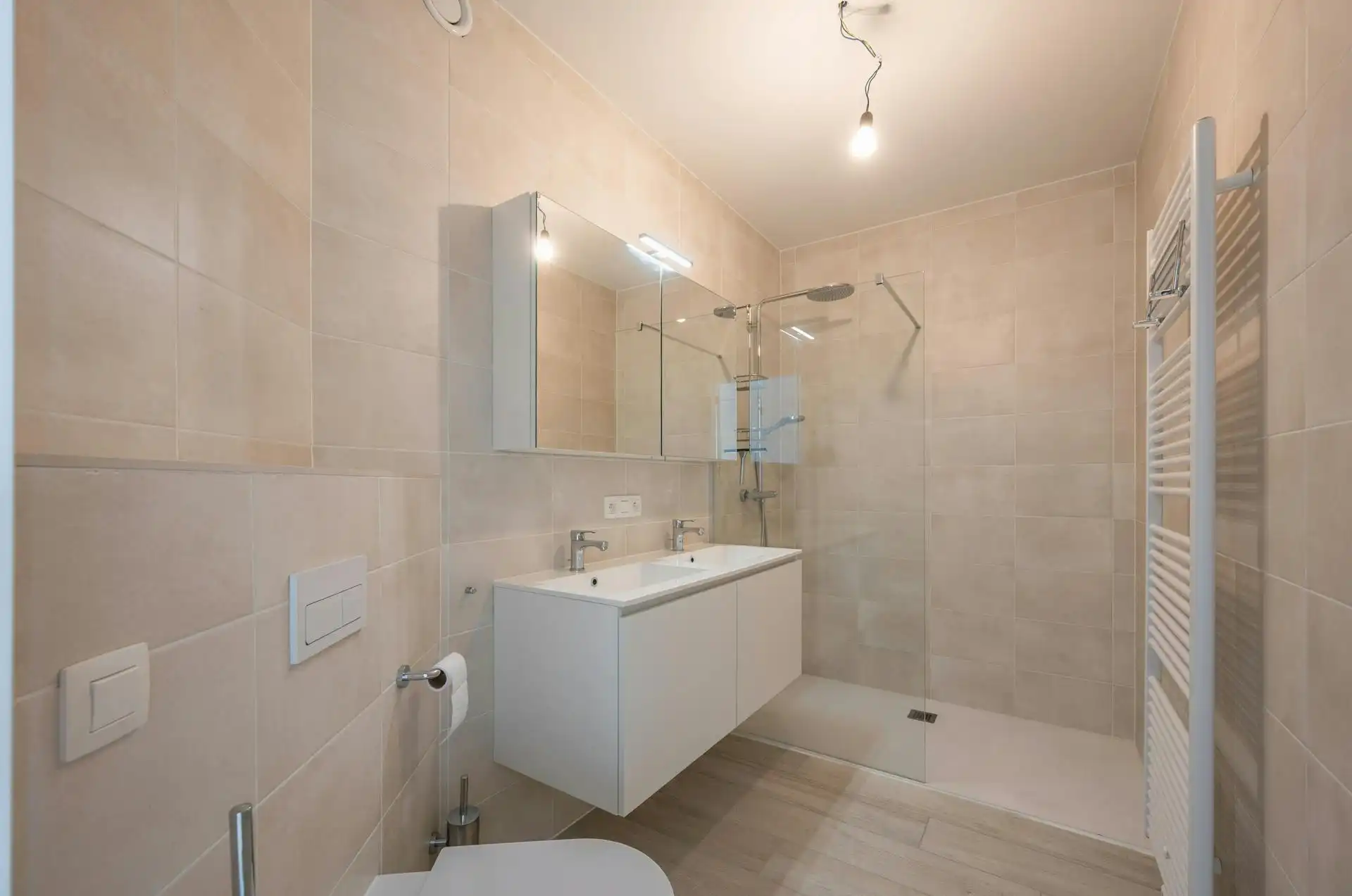 Ruim appartement met terras en zicht op jachthaven te koop foto 20