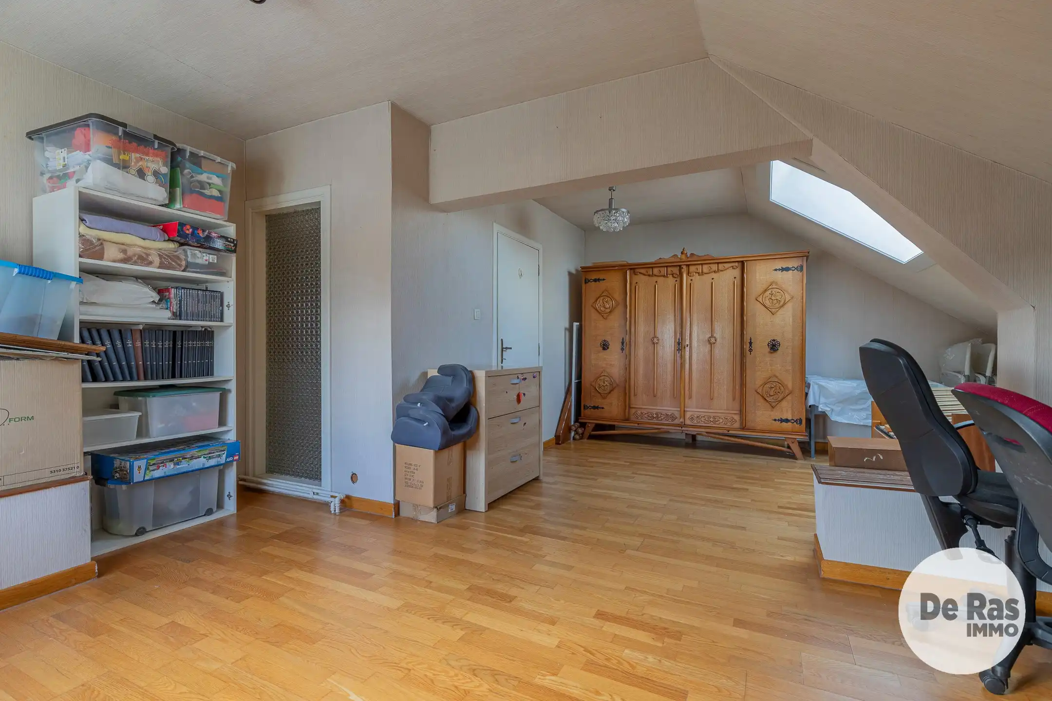 HERZELE - Ruime villa met magazijn op 16a18ca&nbsp; foto 19