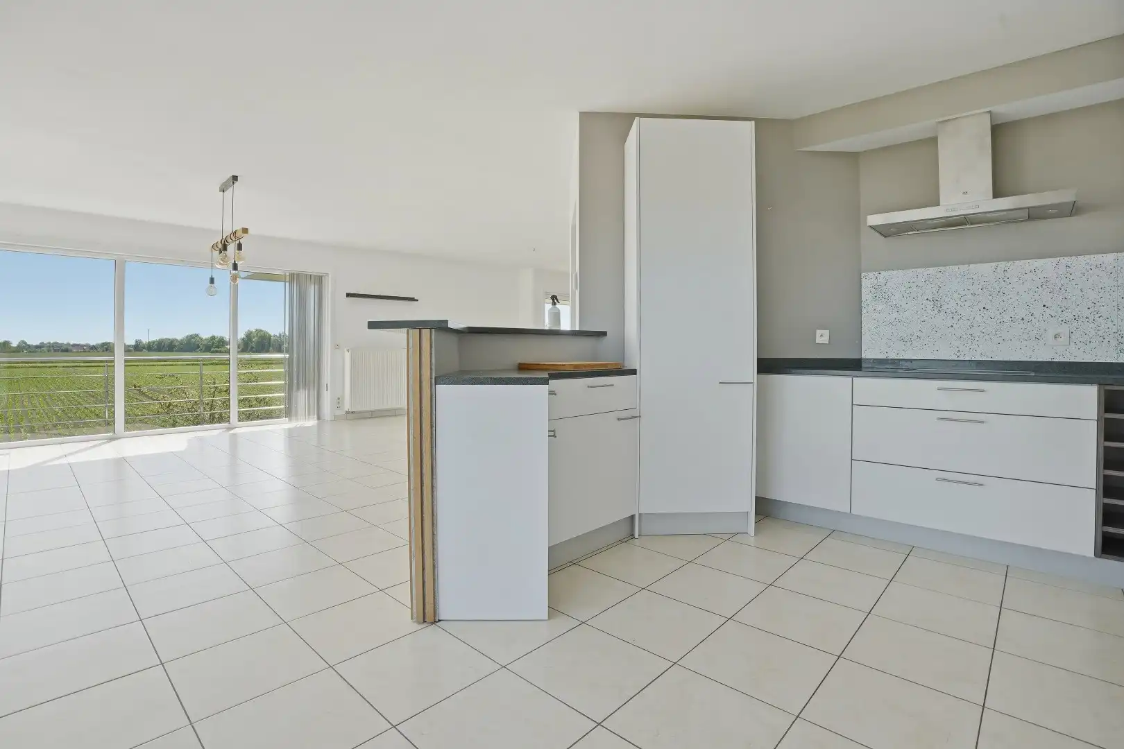 Energiezuinige woning met 5 slaapkamers en uniek panoramisch zicht te Sint-Joris op 457 m². foto 8