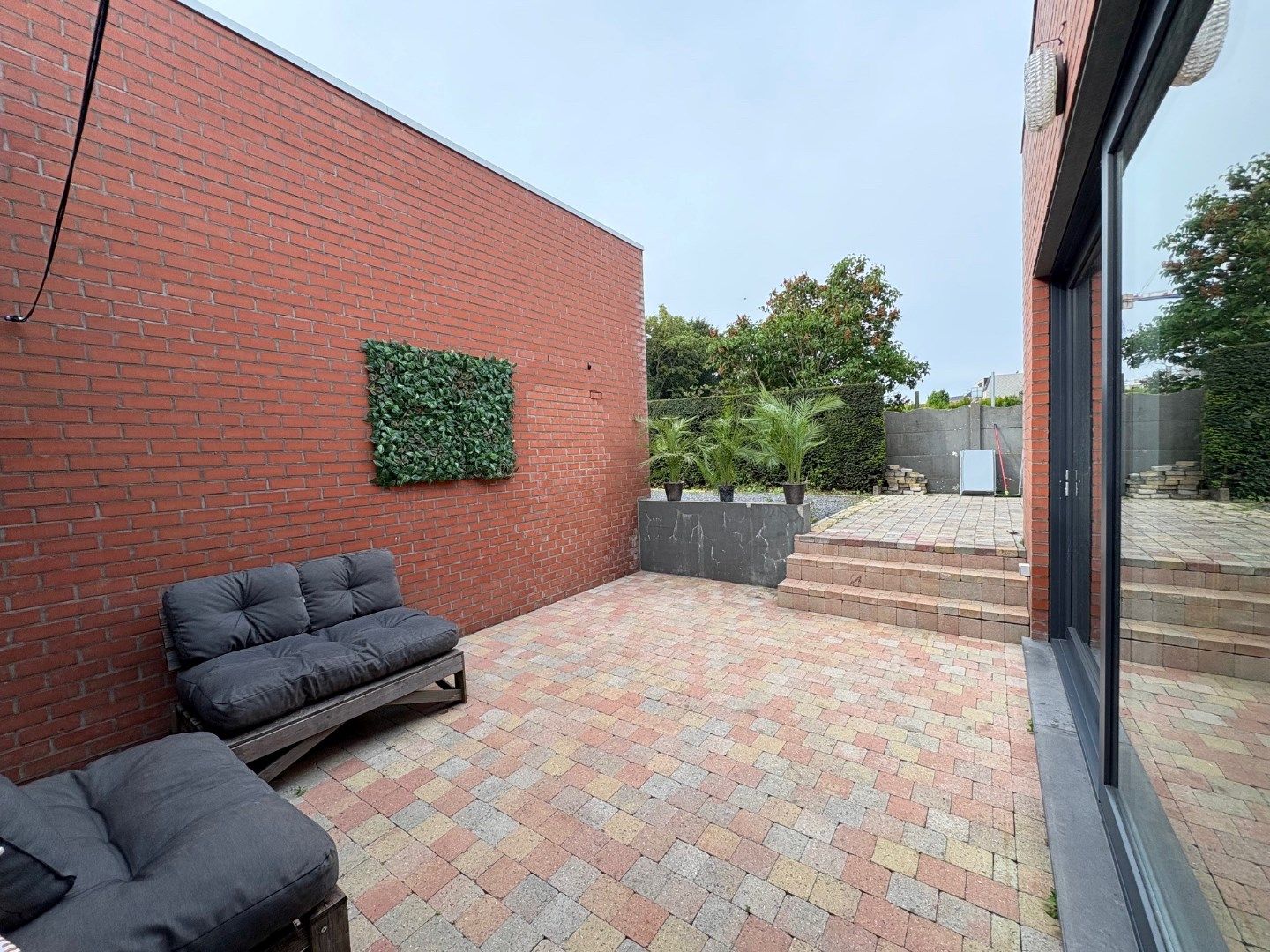 Instapklaar glvl appartement met terras foto 9
