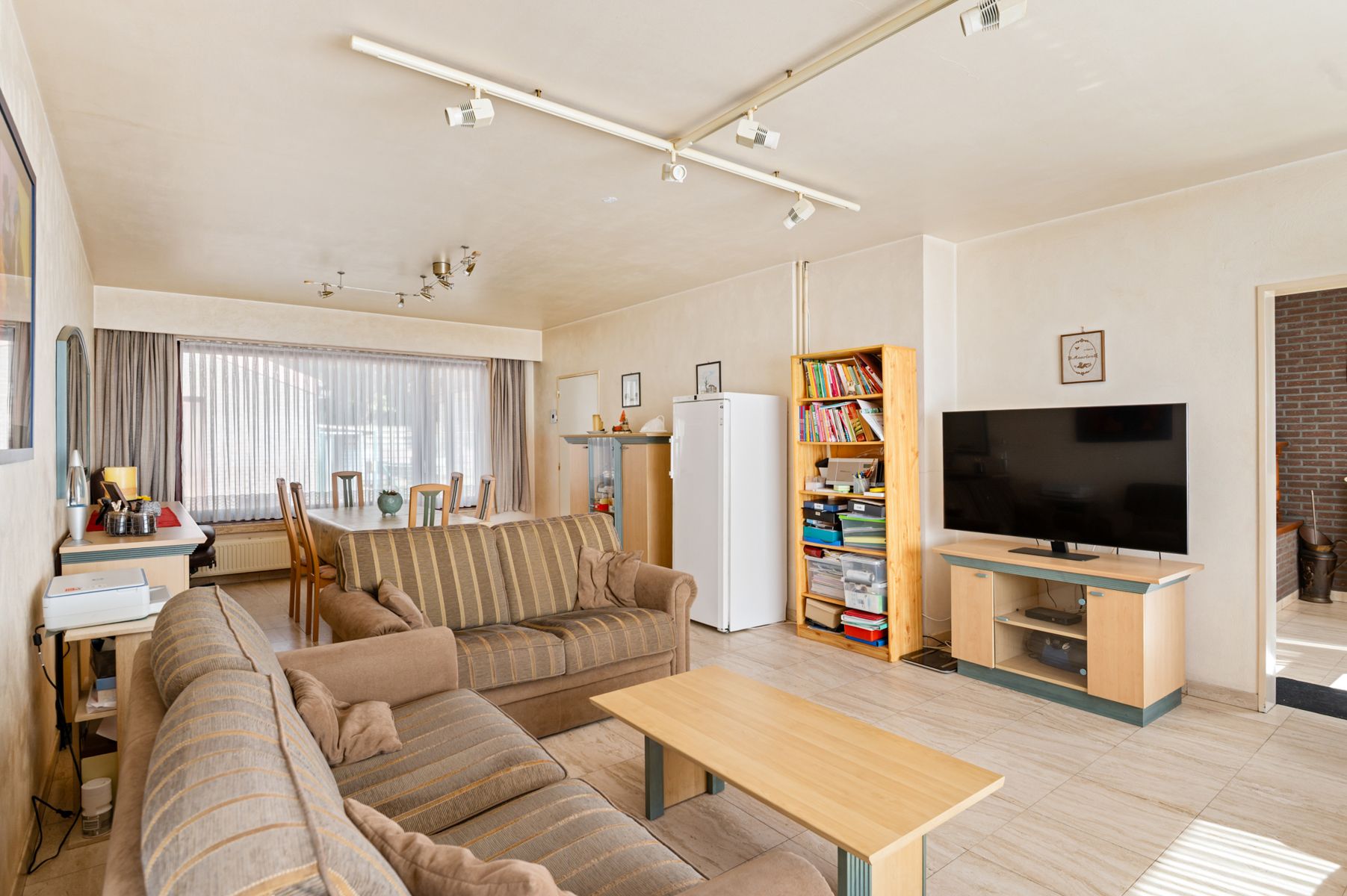 Ruime gezinswoning met bijgebouw en tuin op 694m2 grond foto 28