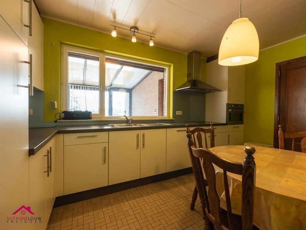 Vrijstaande, gelijkvloerse gezinswoning foto 15