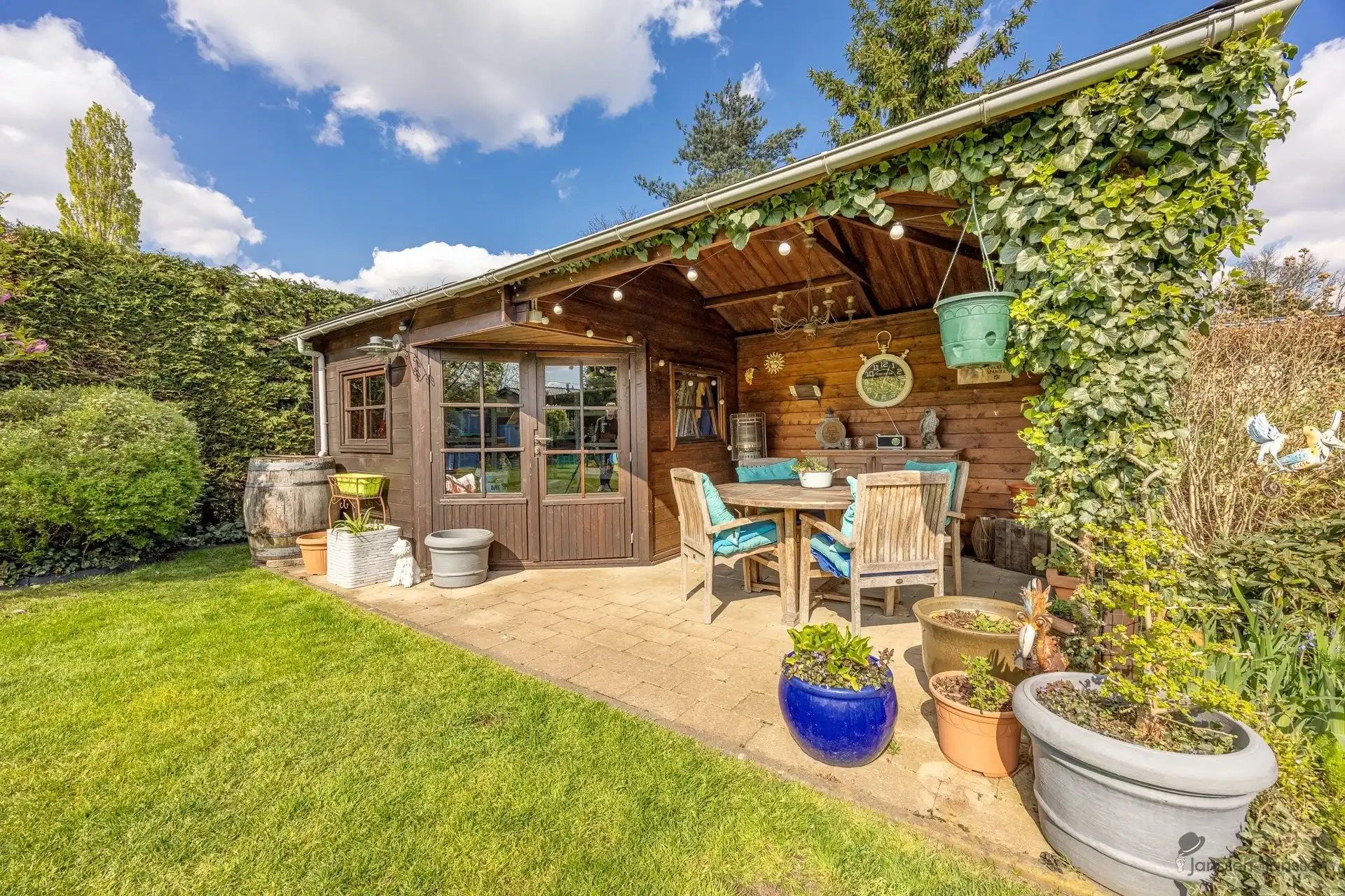 Instapklare woning met verzorgde tuin op een perceel van 810 m² foto 27