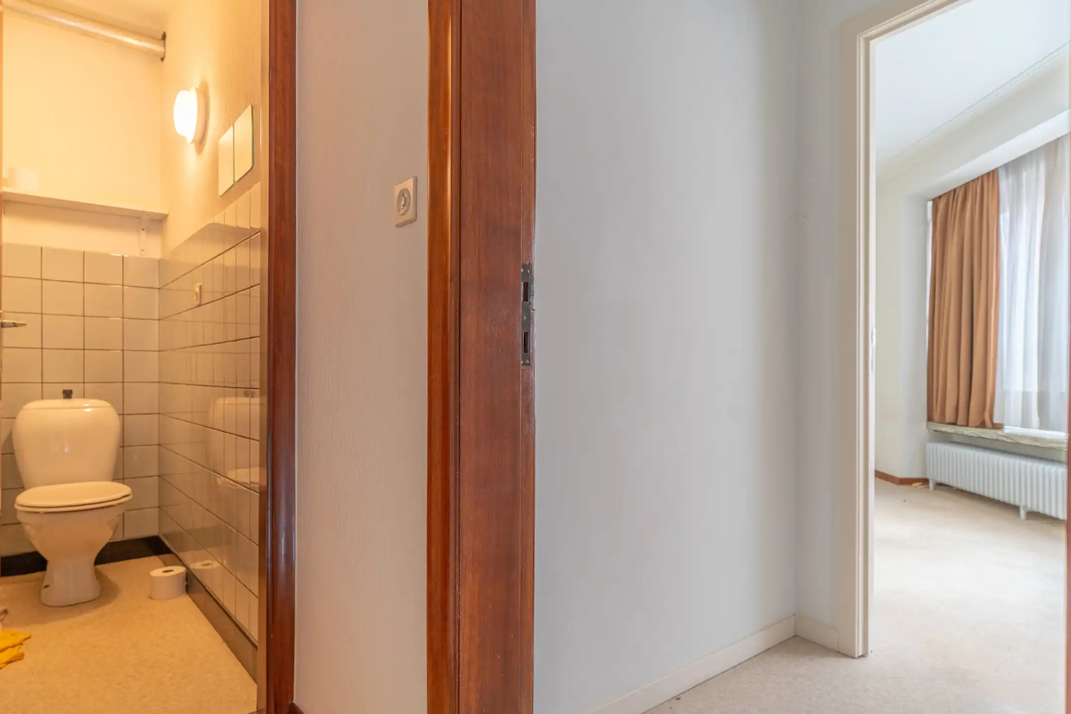 Te renoveren woning mét 1 slpk en garage op toplocatie te Turnhout  foto 8