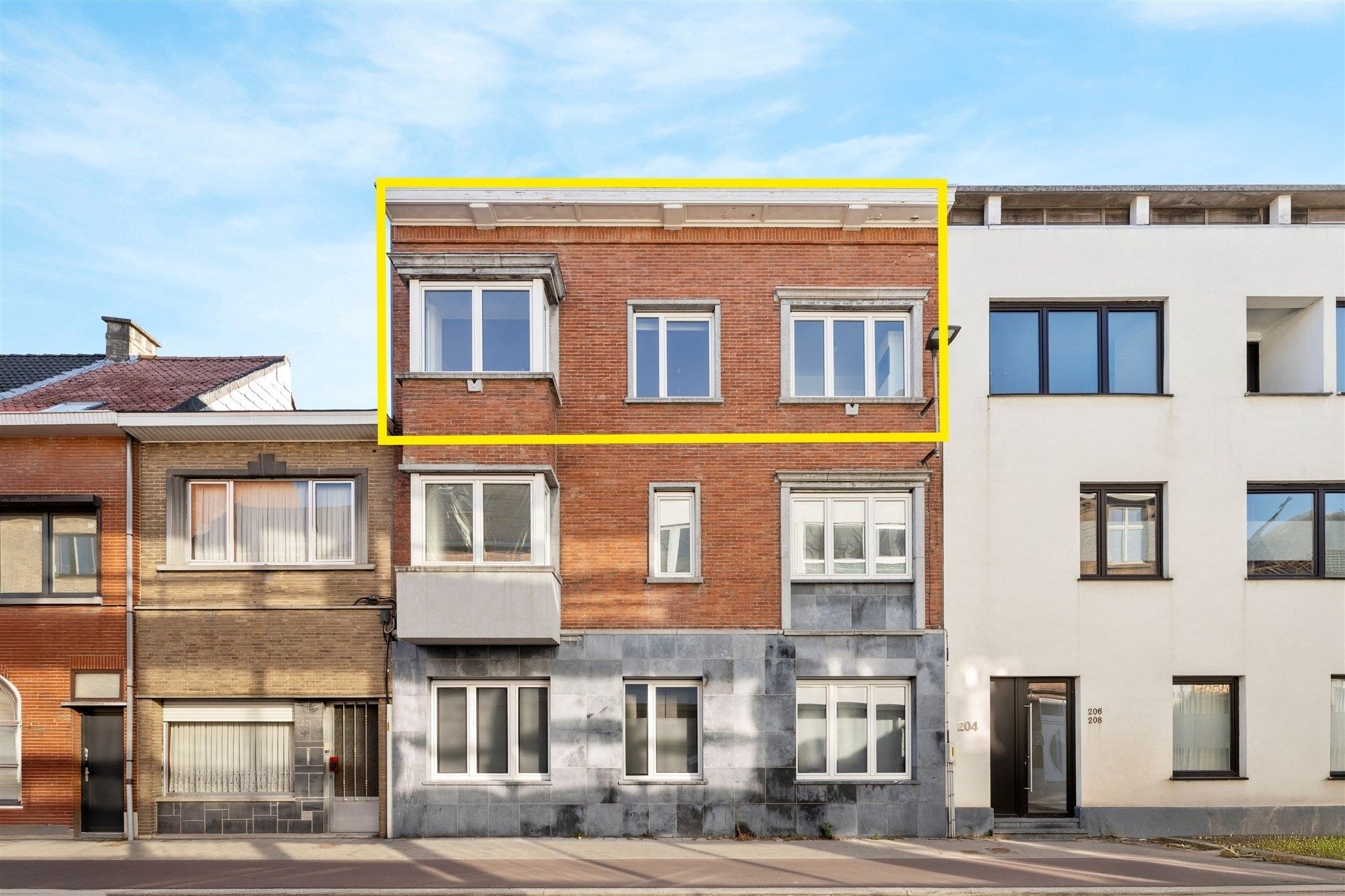 Uitstekend gelegen instapklaar appartement in het hartje van Sint-Niklaas foto 2