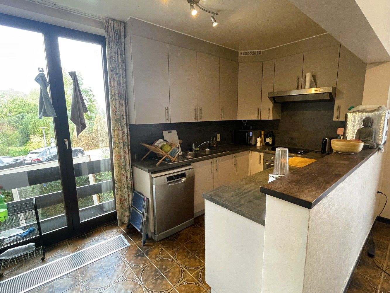 Ruime woning met tuin op gunstige locatie - ook geschikt voor co-housing foto 8