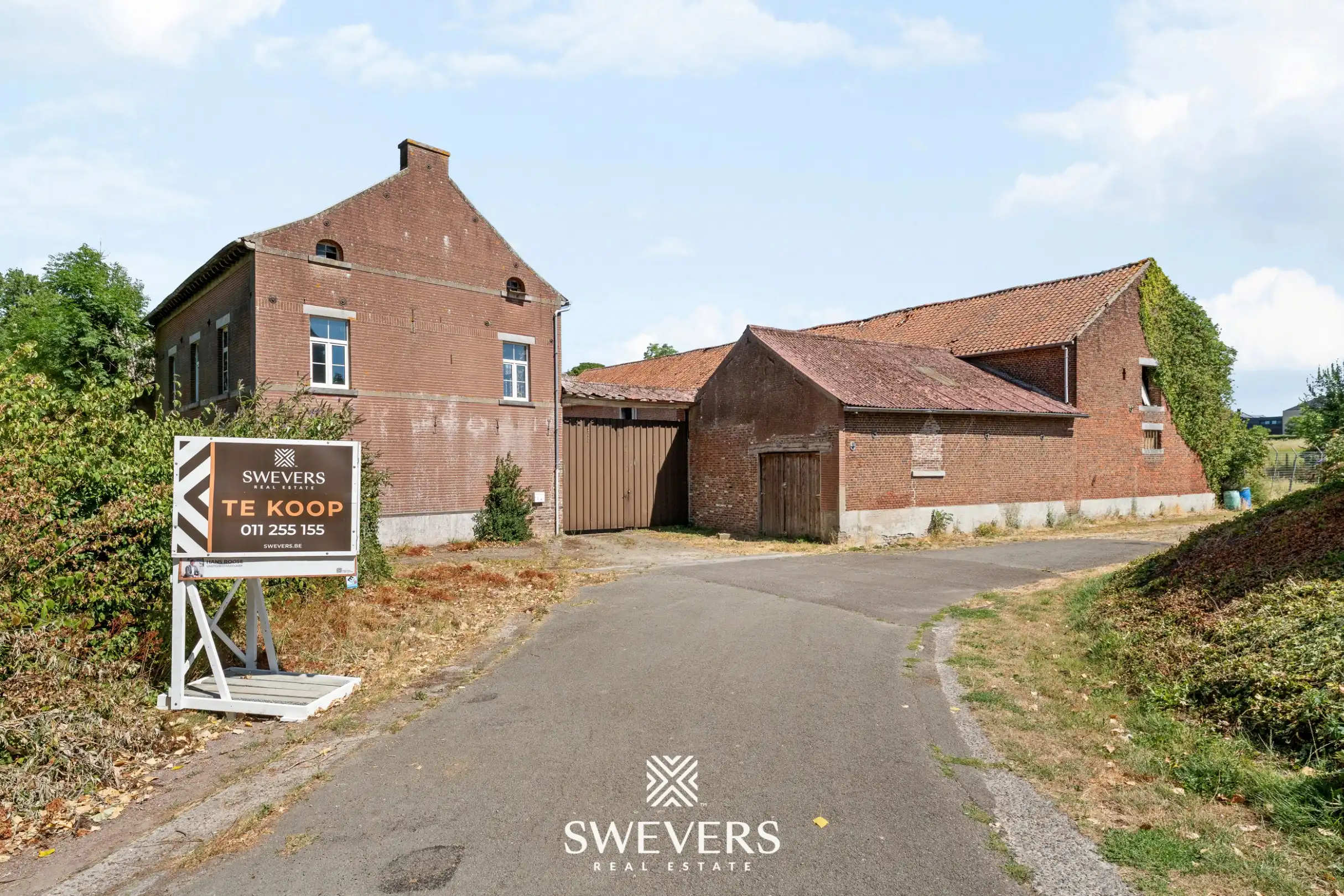 Karaktervolle vierkantshoeve op ruim 4 hectare met uitzonderlijk veel potentieel foto 45