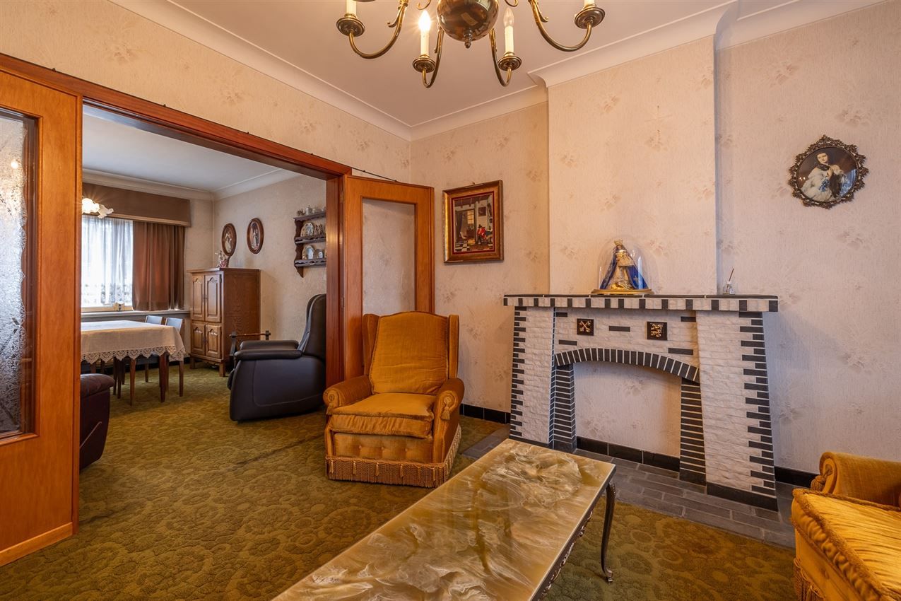 Vrijstaande woning met 3slk in verkeersluwe straat foto 8