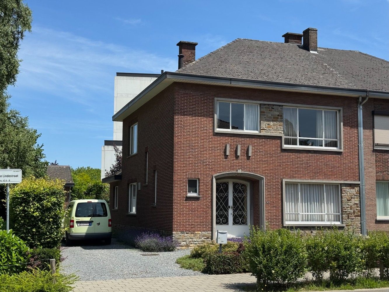 ()=>{if(producerUpdateValueVersion(node),producerAccessed(node),node.value===ERRORED)throw node.error;return node.value} Grote Lindestraat 43 - 3500 Hasselt