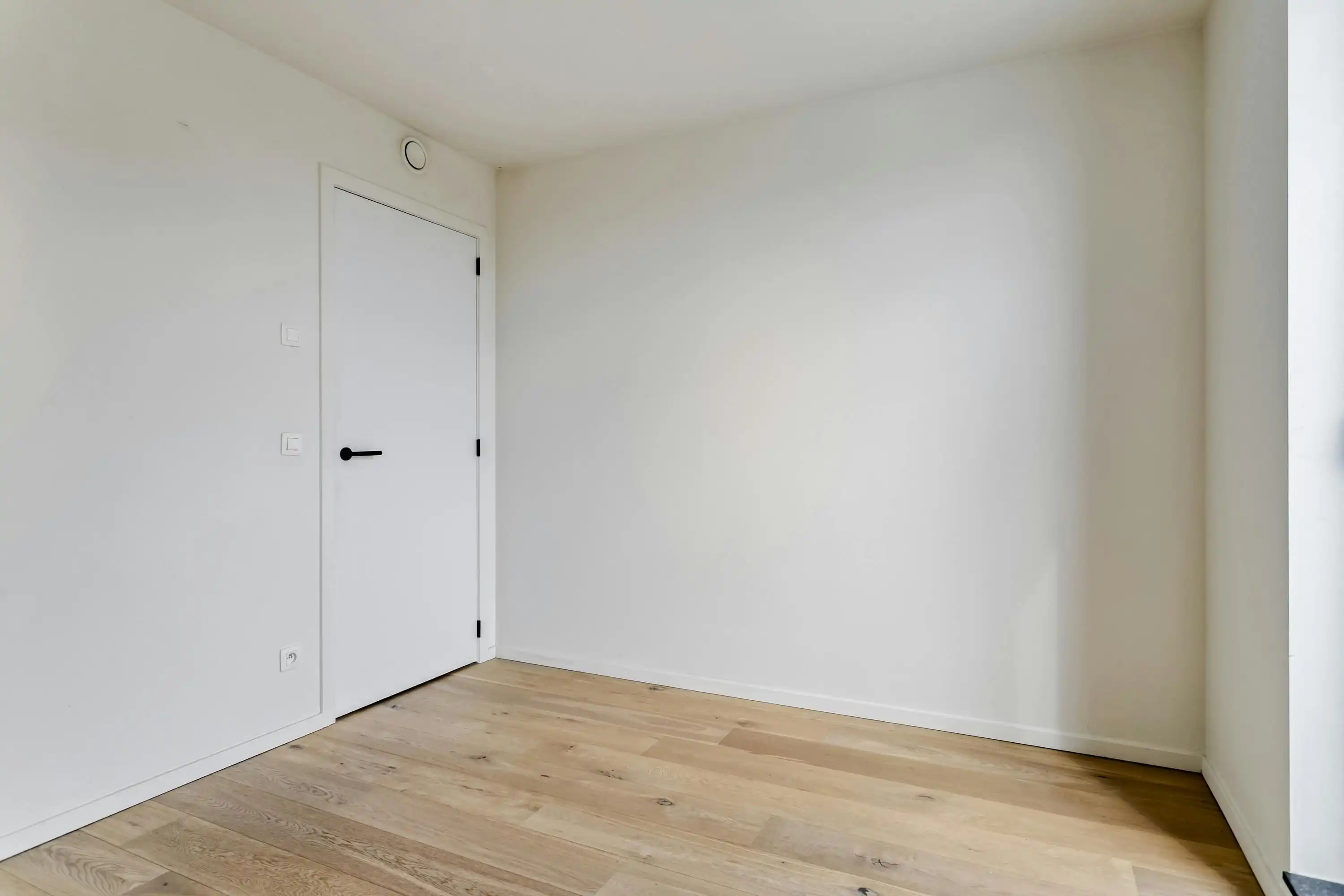 Recent appartement nabij het centrum te koop in Waregem foto 10
