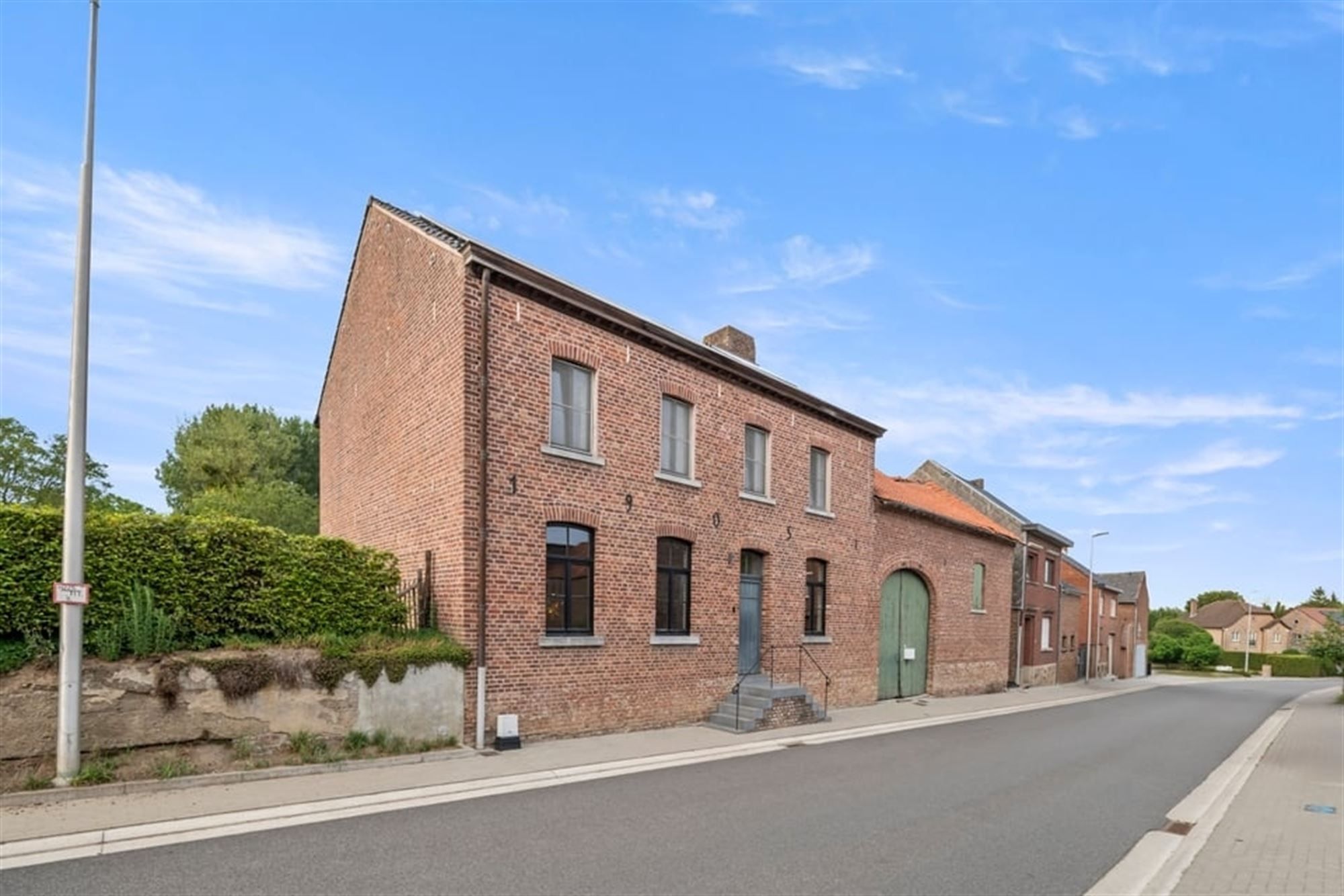 AUTHENTIEKE WONING MET RUIME SCHUUR EN VEEL POTENTIEEL IN TONGEREN  foto 54