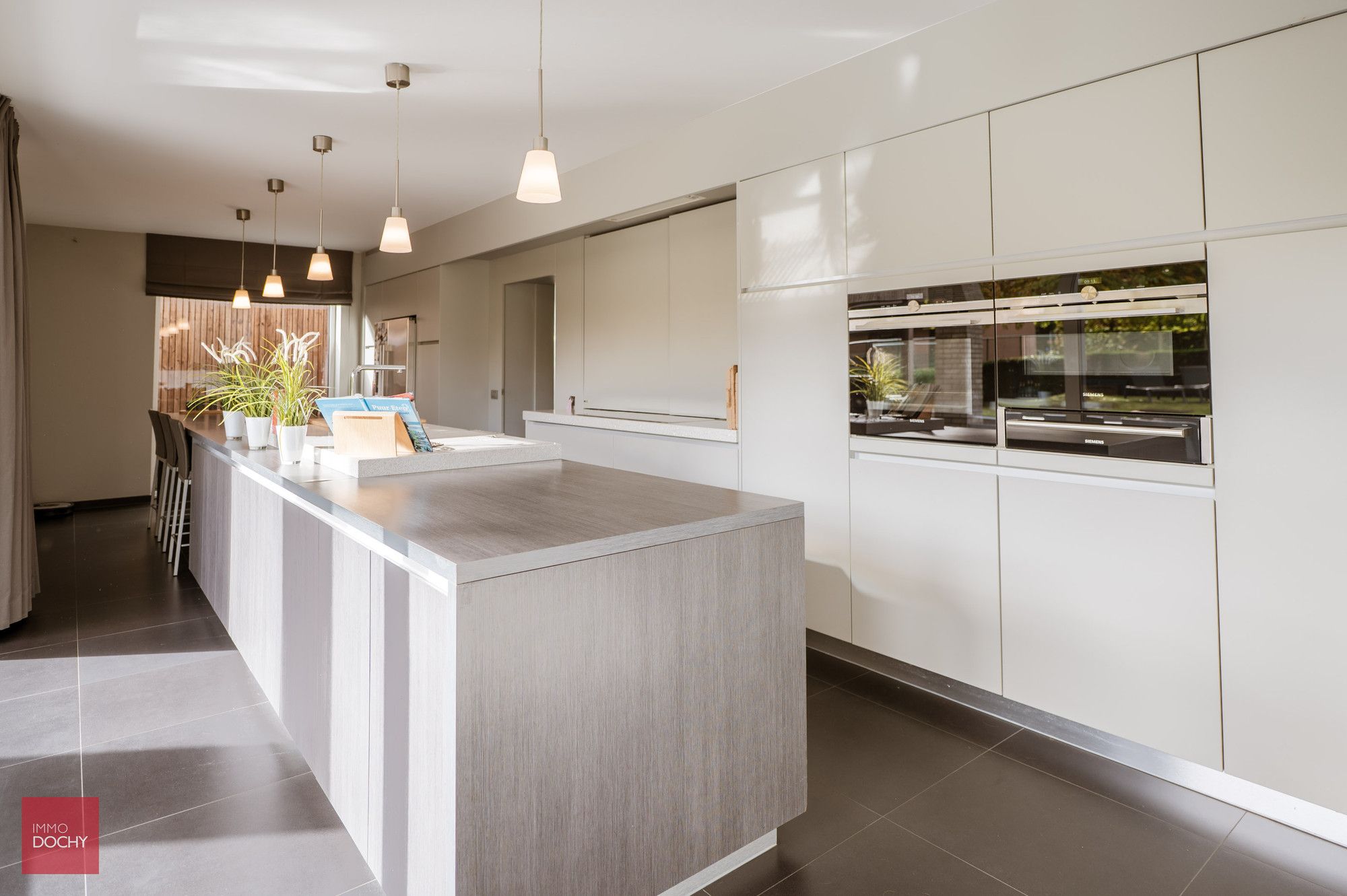 Recente en energiezuinige villa op een perceel van 1.688 m², gebouwd in 2011. foto 13