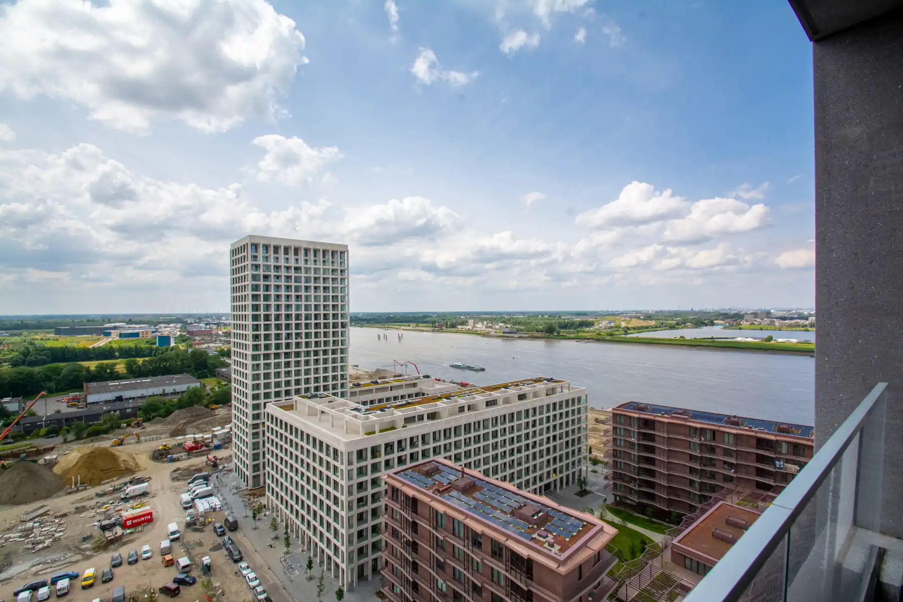 Prachtig 2-kamer app. met prachtig zicht over park en stad foto 7