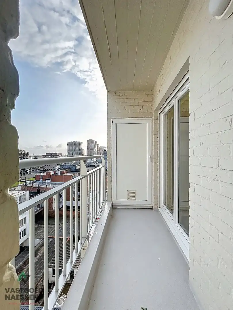 SCHITTEREND VERNIEUWD 2 SLPK APP MET TERRAS EN ZICHT OP ZEE foto 14