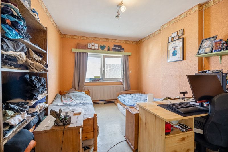Te renoveren, goed gelegen woning op 8are 75ca foto 21