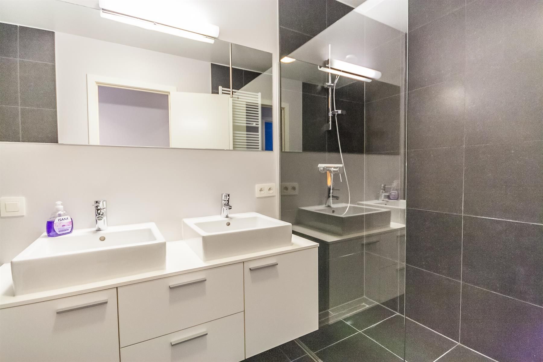 Appartement te huur foto 10