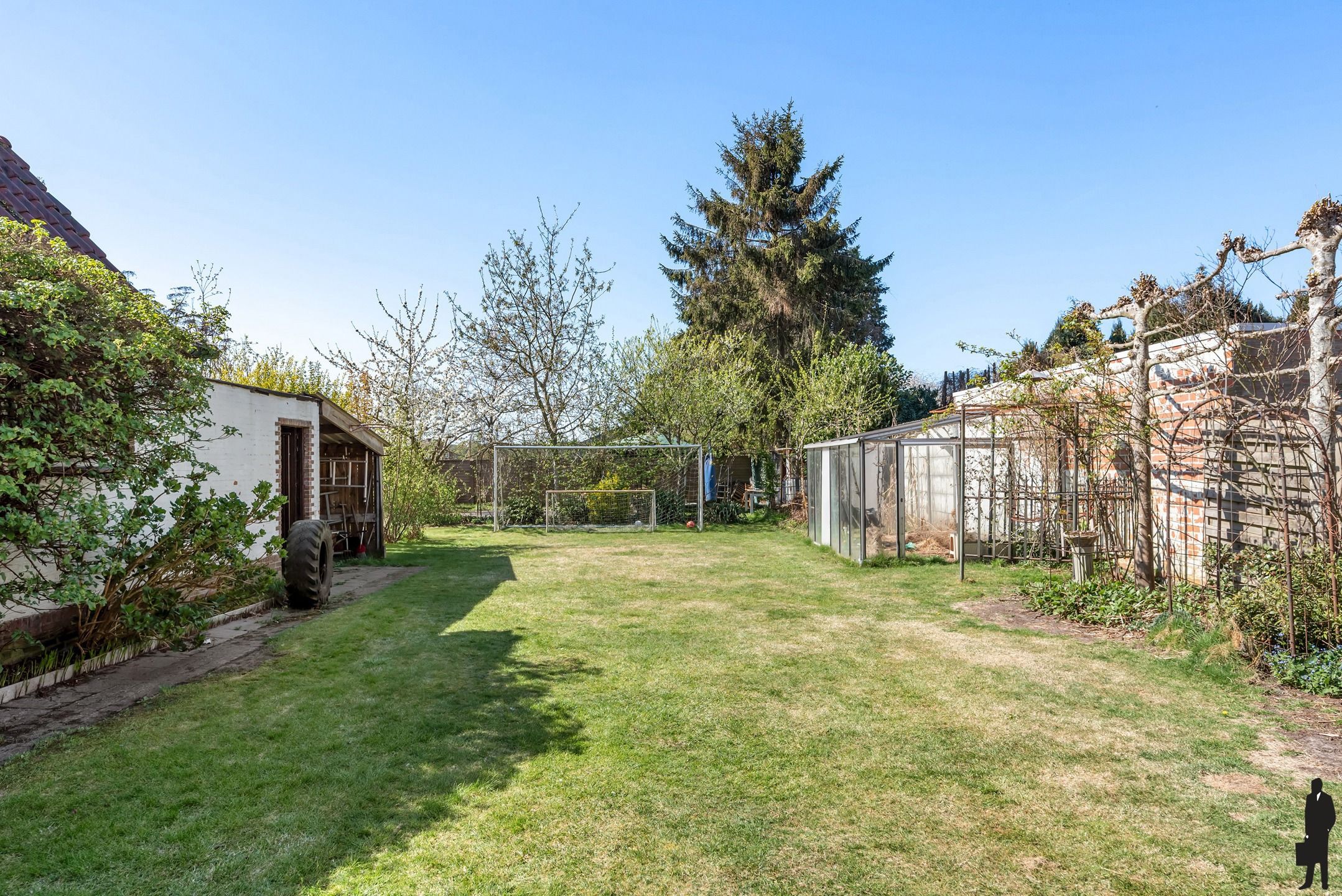 Karakteristieke woning met 5 slpk. en westtuin op 799m² foto 21