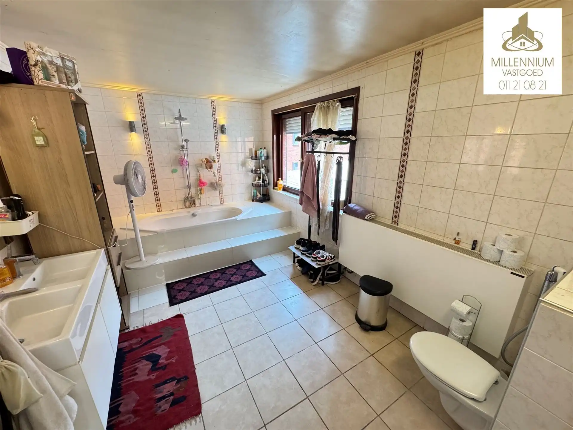 Handelsgelijkvloer Ruime 4-Slpkwoning in hartje Diepenbeek foto 23