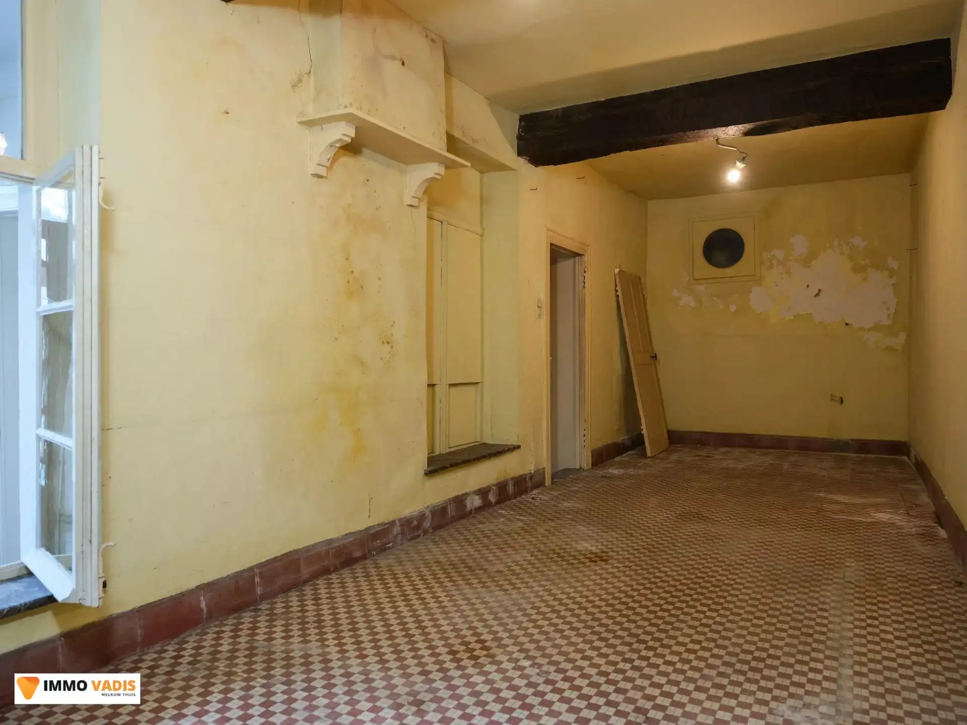 Statige stadswoning met authentieke charme en stadstuin foto 6