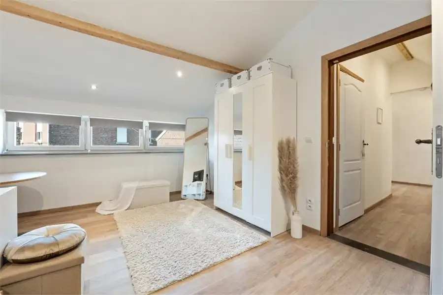 CHARMANT GERENOVEERDE WONING IN HET LANDELIJKE VELM foto 23