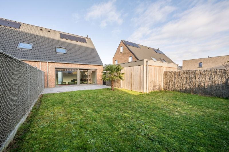 Recente, instapklare halfopen bebouwing op toplocatie te Rumbeke foto 11