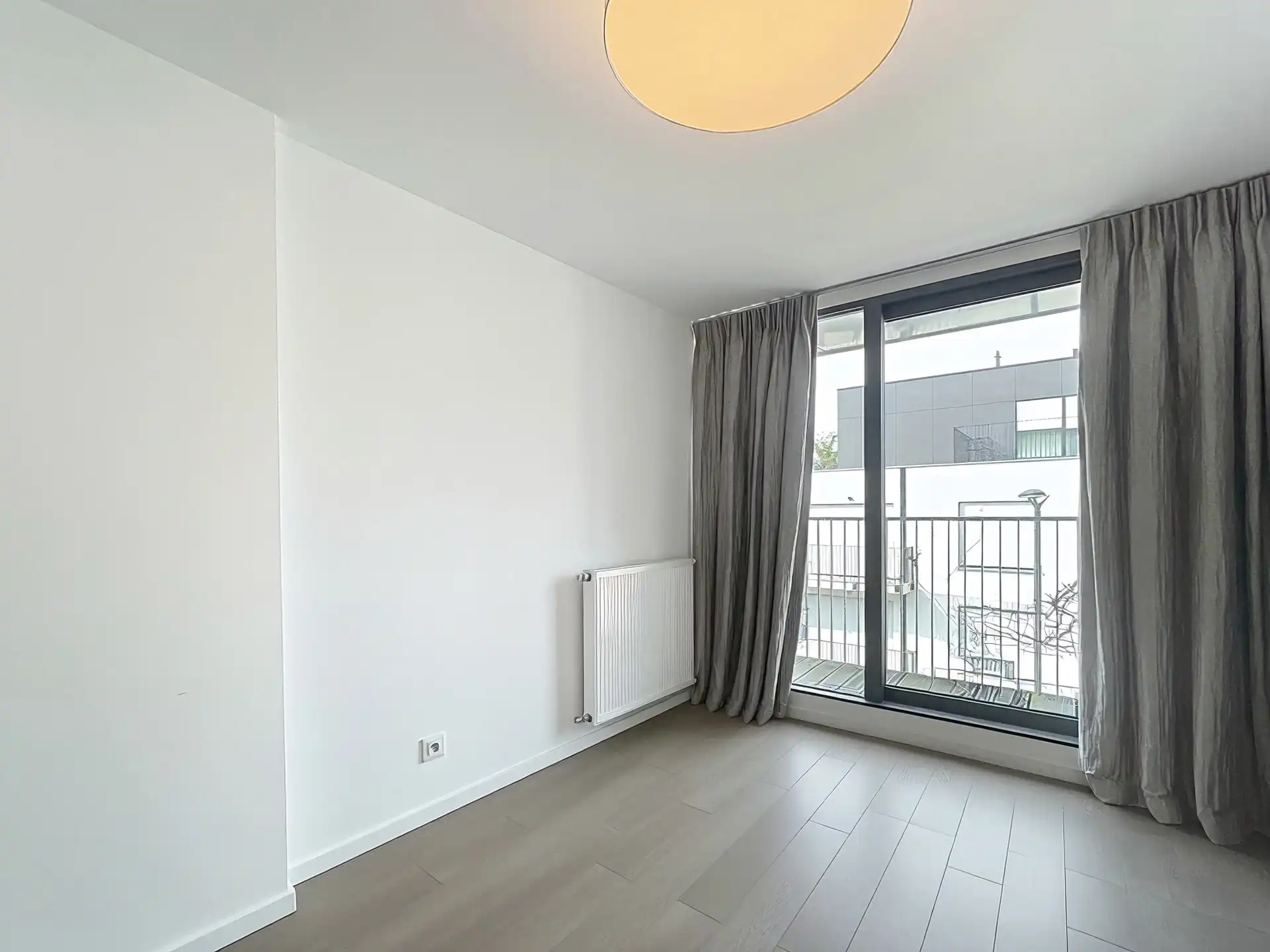 Appartement met 2 slaapkamers in een recent gebouw. foto 4