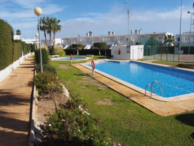 Instapklare woning op 200m van het strand foto 43