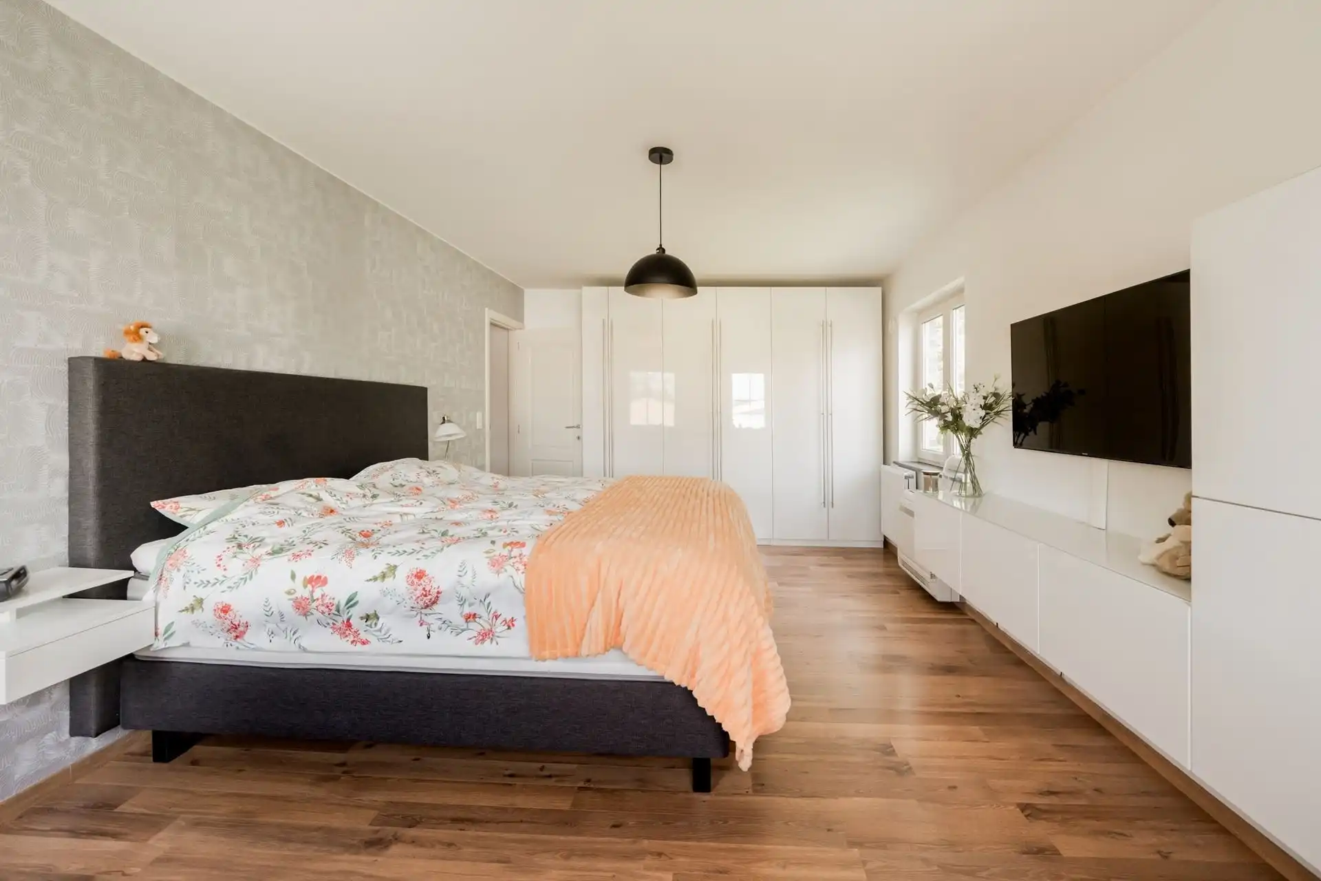 Villa met 3 slaapkamers, zwembad & poolhouse, omringd door groen ! foto 11