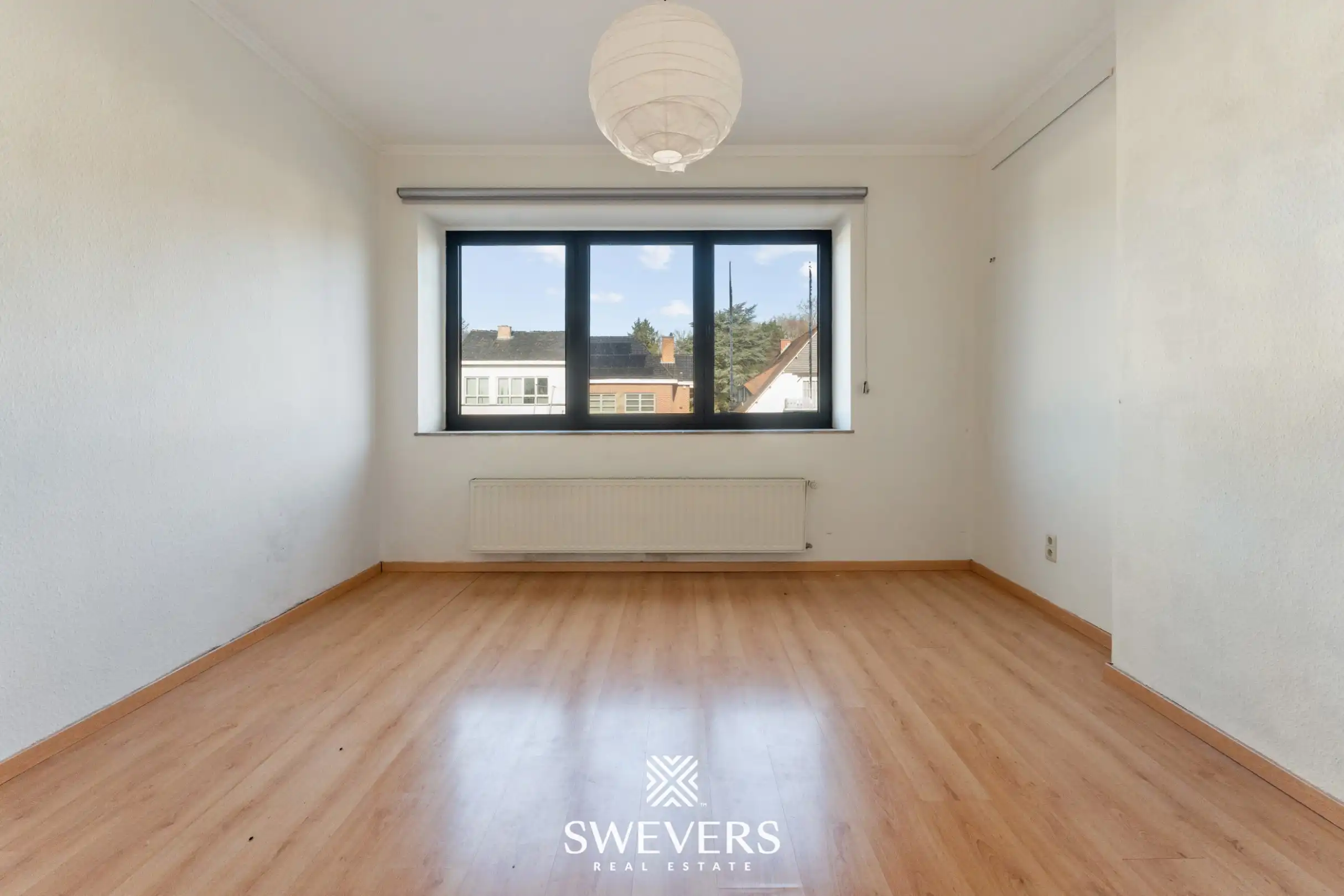 Verrassend ruime gezinswoning: 4 slaapkamers, garage, kelder & zolder   foto 16