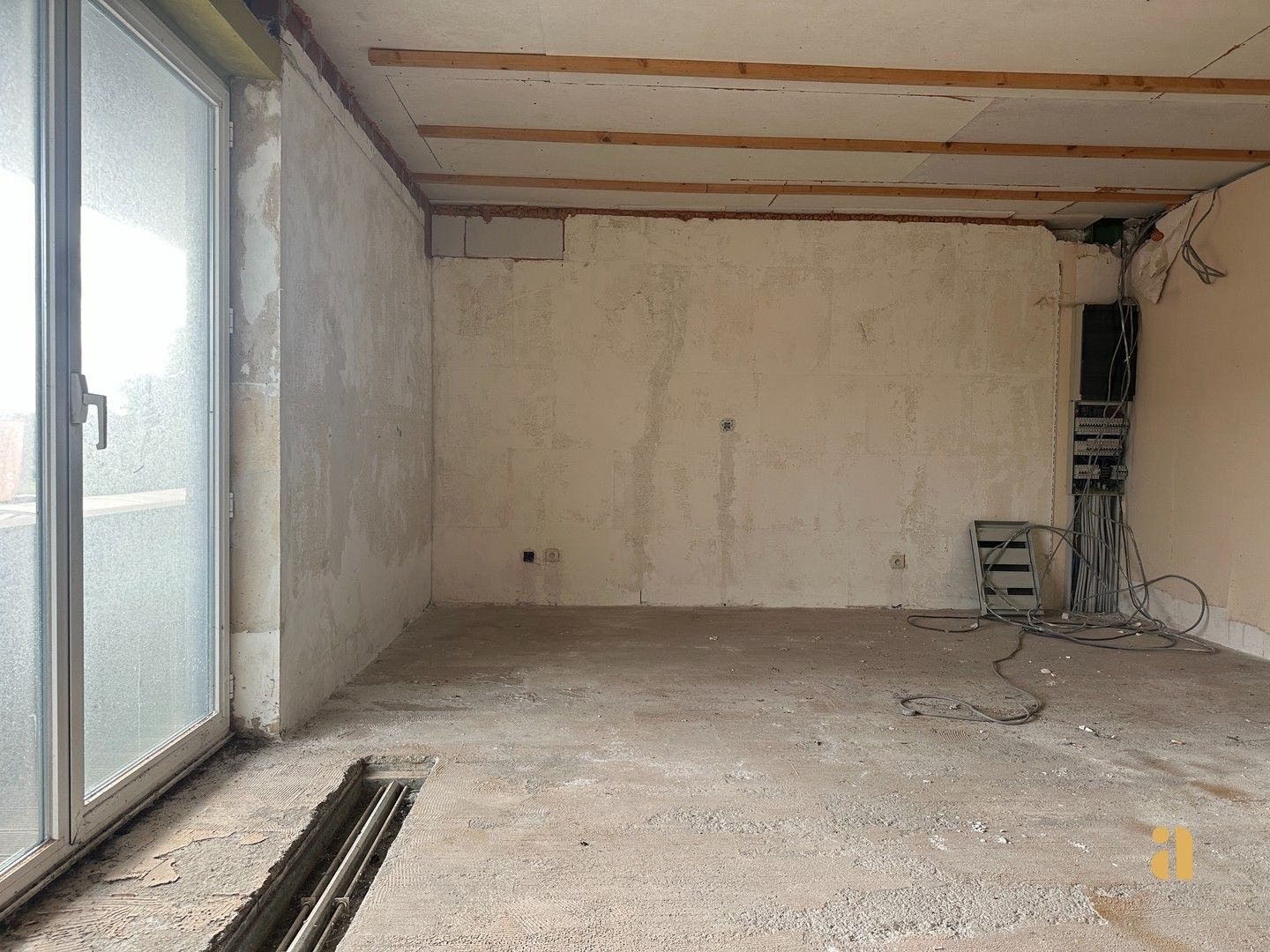 Creëer uw eigen thuis in dit lichtrijke casco appartement foto 12