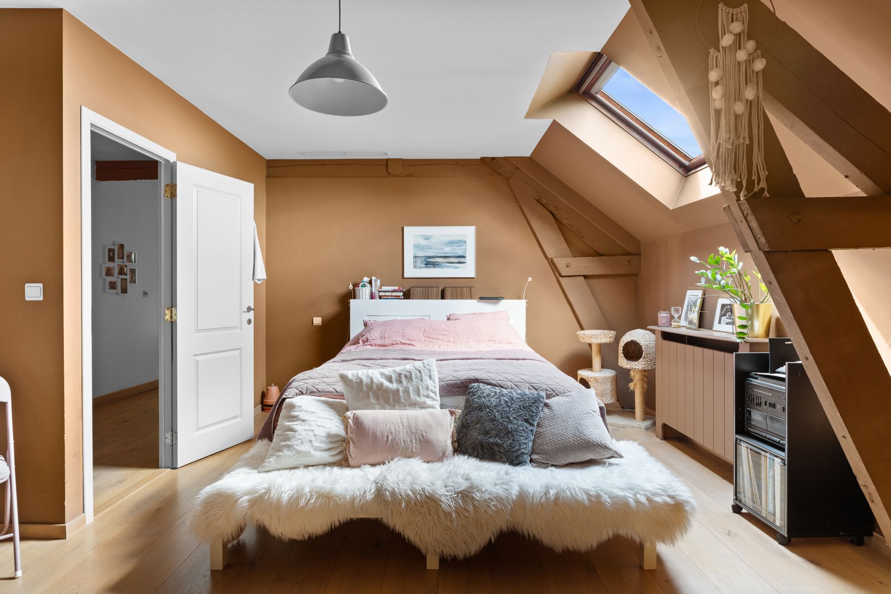Unieke, op maat gemaakte luxe woning in gerenoveerde hoeve foto 37