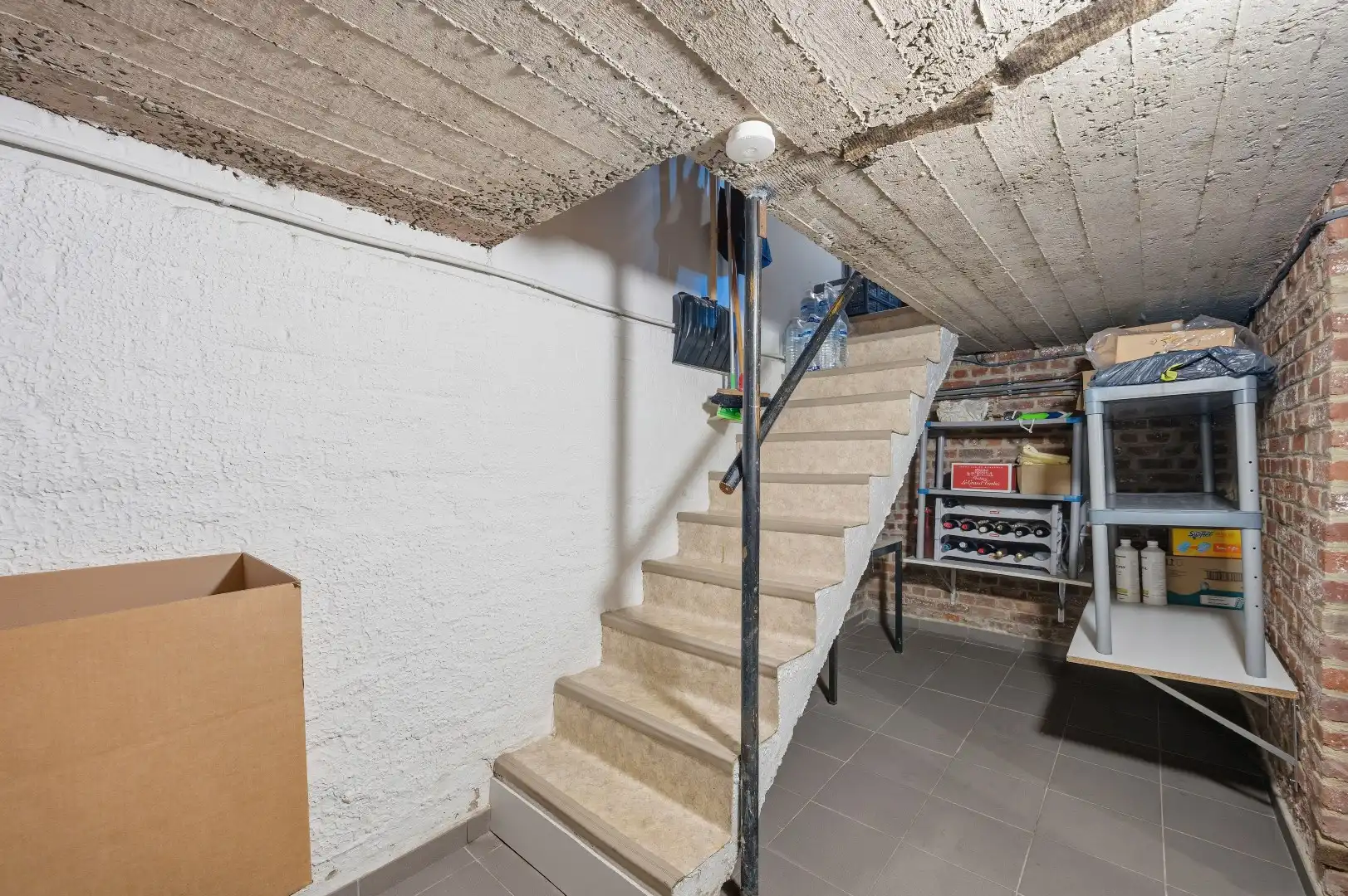Licht te renoveren gezinswoning met tuin en 3 slaapkamers in Tienen foto 24
