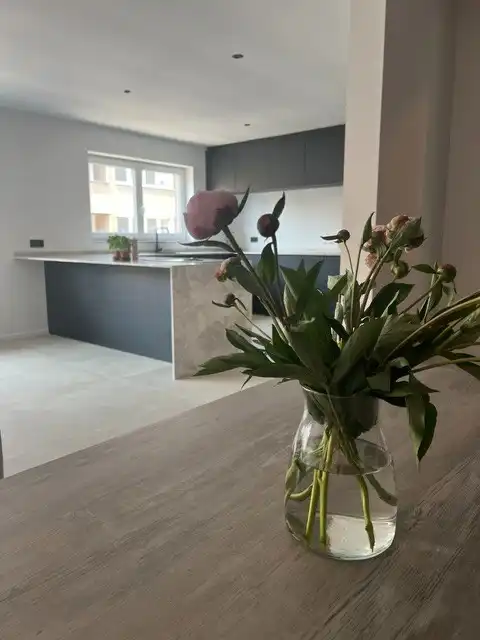 Moderne 3 slaapkamerappartement te huur aan de Theresiastraat in Hasselt - Recent gerenoveerd met garage en ideale ligging! foto 13