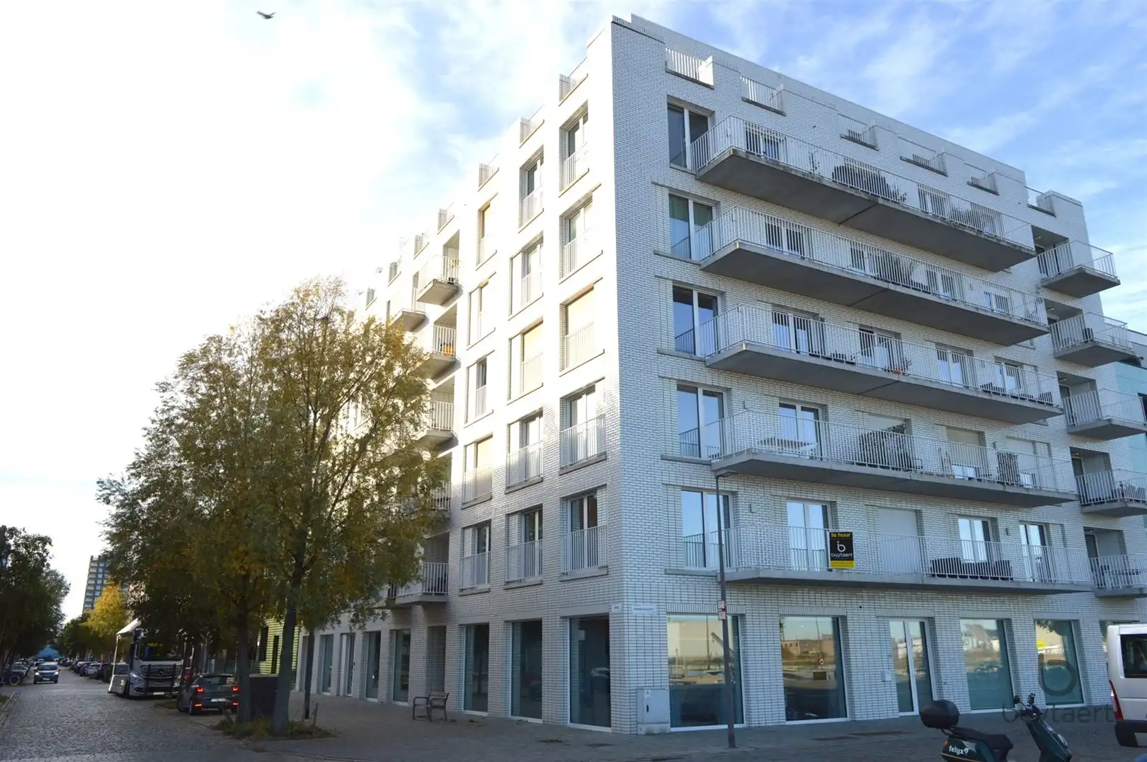 Recent en gezellig één slaapkamer appartement op het Eilandje! foto {{pictureIndex}}