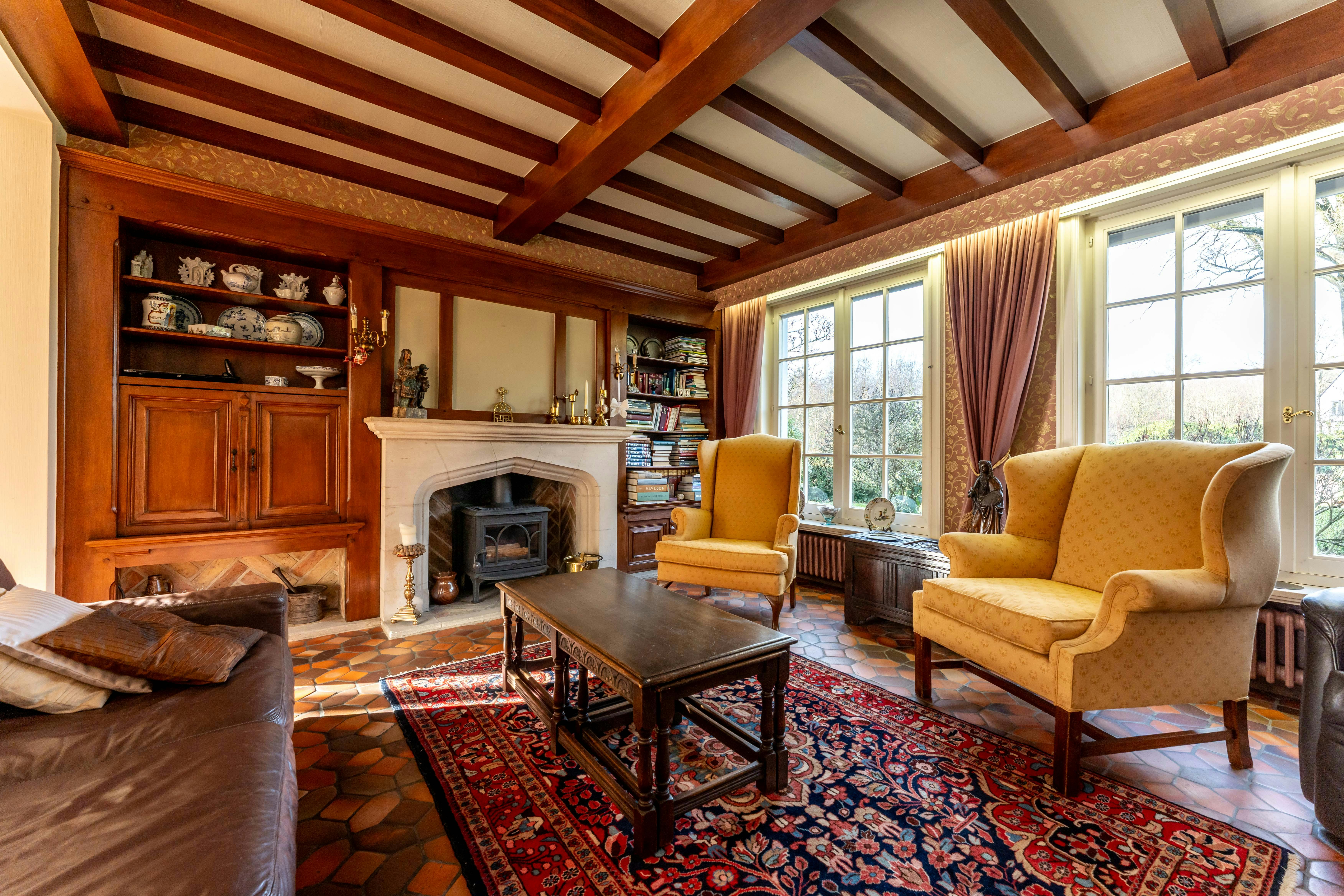 Klassieke villa te koop gelegen in het Waaroostpark  foto 4