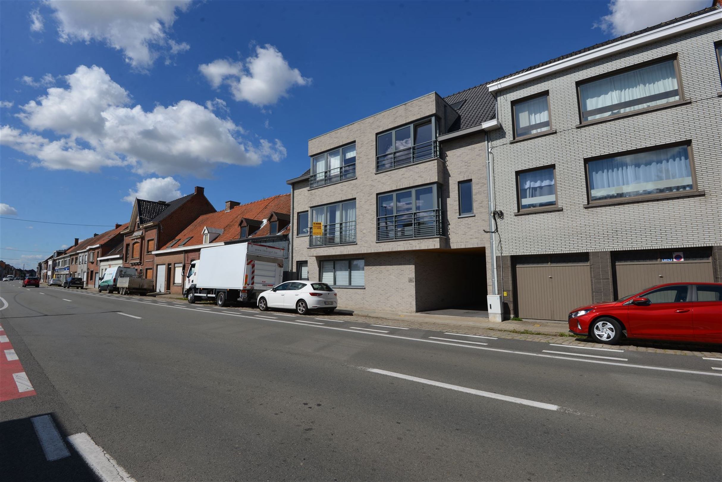 appartement foto {{pictureIndex}}