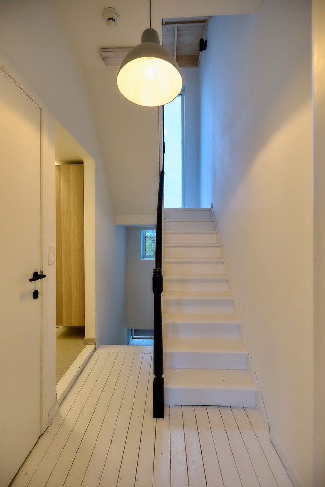 Gerenoveerde interbellum burgerwoning met 4 slaapkamers en grote tuin. foto 15