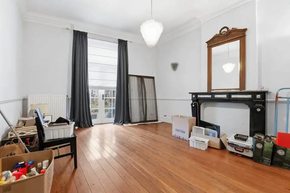 KARAKTERVOL PAND MET AUTHENTIEKE UITSTRALING EN VEEL POTENTIEEL IN TONGEREN foto 9