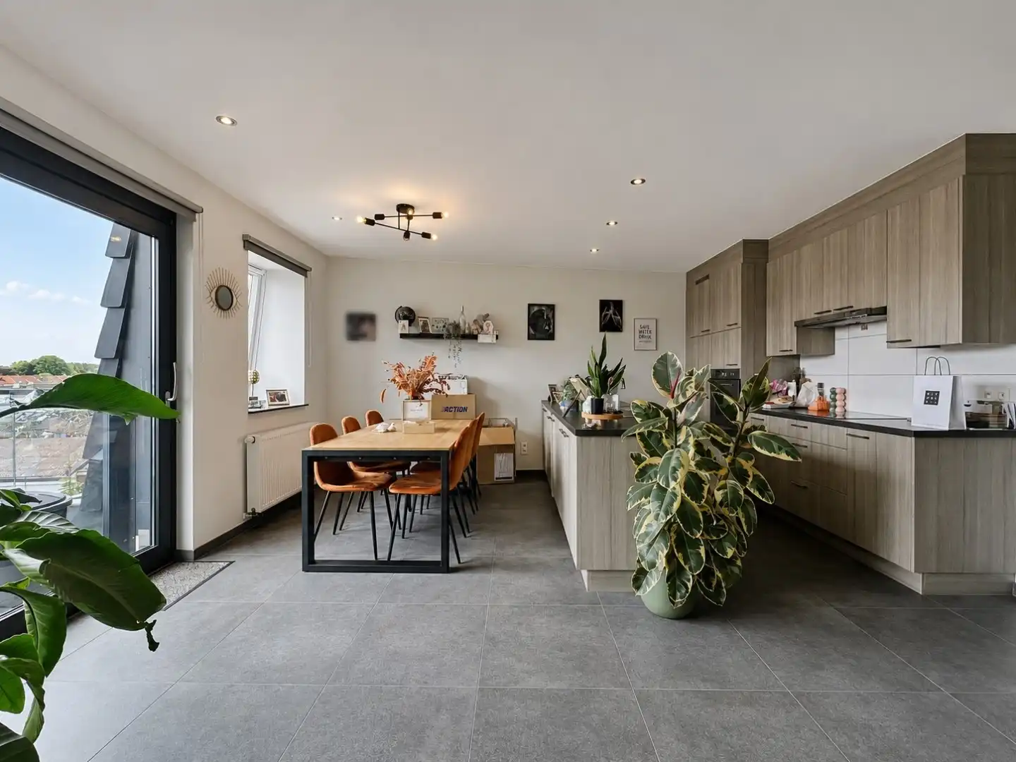 Recent 2-slaapkamer appartement te centrum Eeklo foto 4