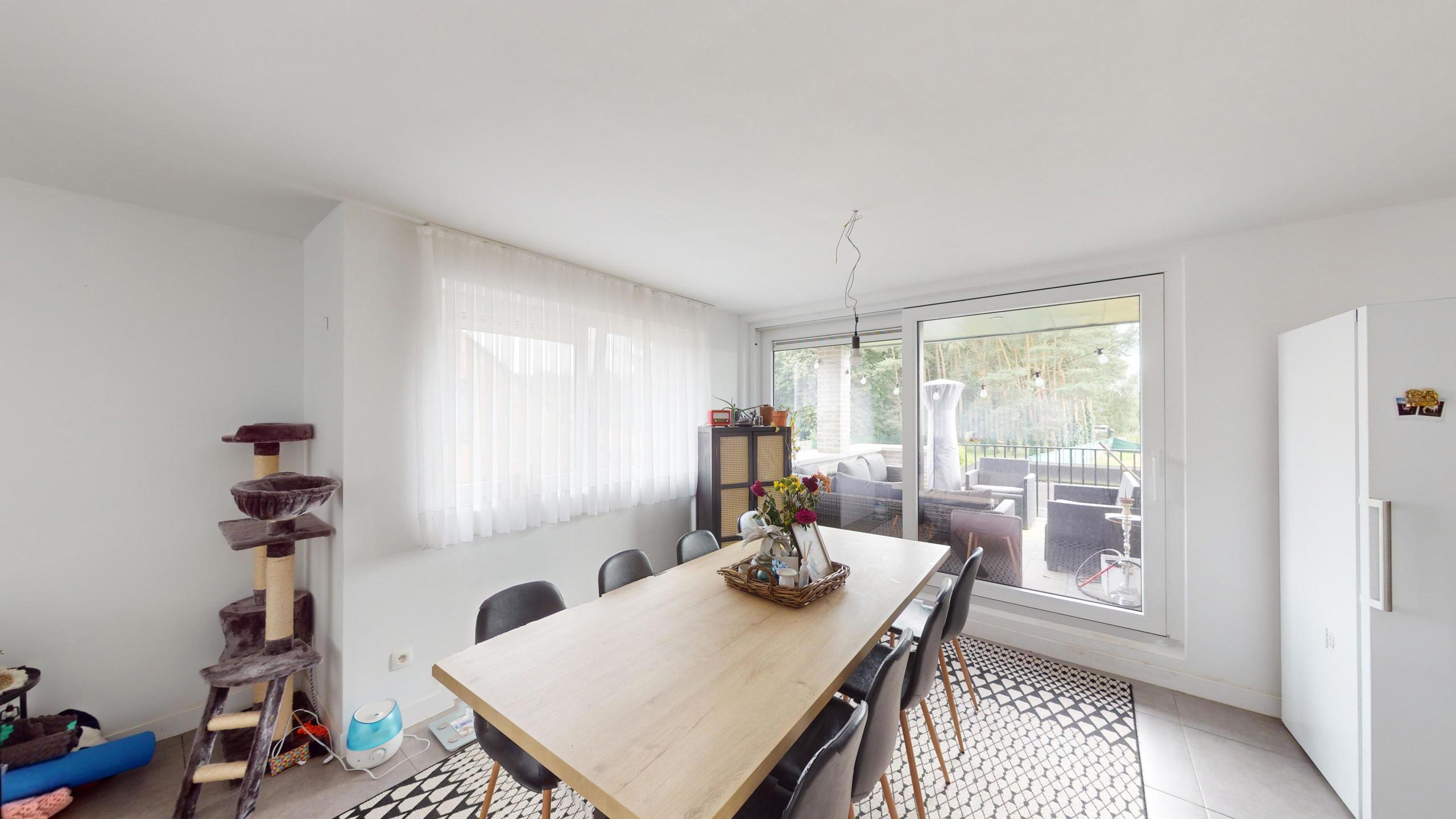 Ruim Duplex Appartement te Heusden! foto 9