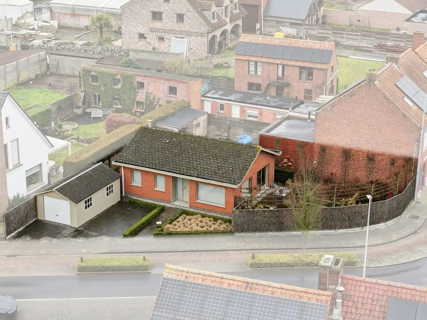 Charmante gelijkvloerse woning met tuin en garage foto 26