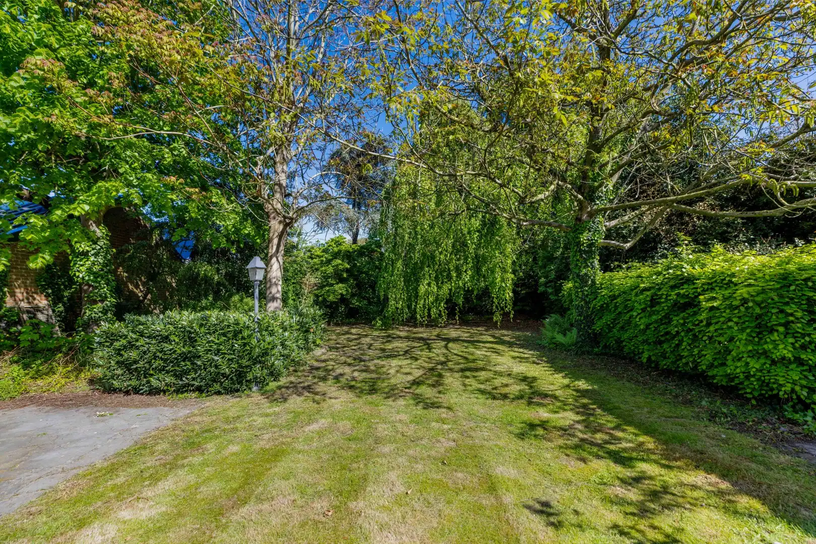 Ruime gezinswoning met 6 slaapkamers foto 11