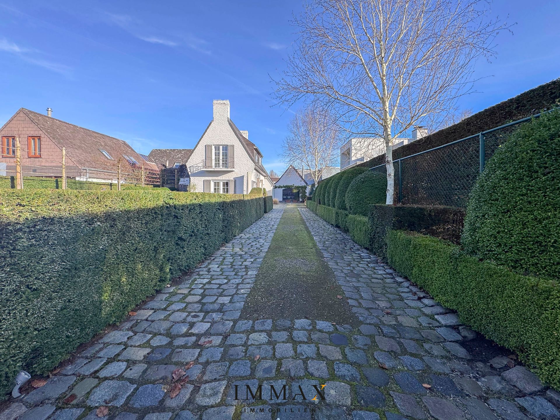 Authentieke gerenoveerde villa met bijgebouw en zwembad foto 20