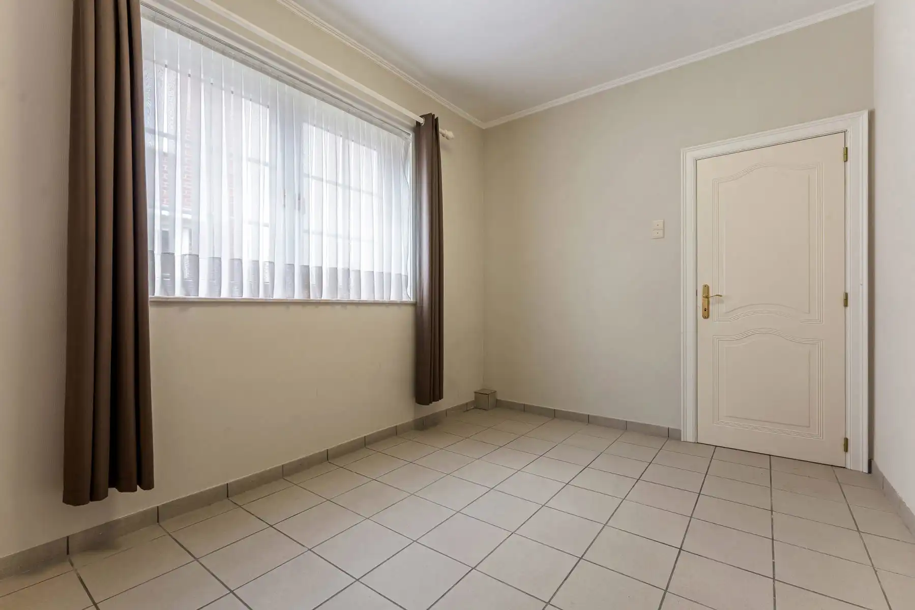 WONING + 5 SLK + 2 LIVINGS + 3 BDK + 4P + TUIN + TERRASSEN foto 16