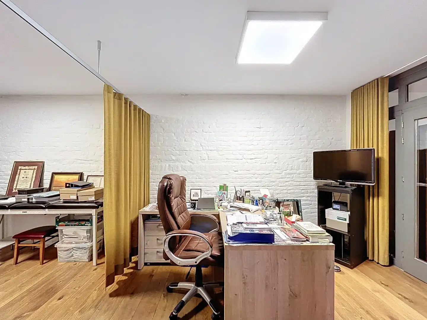 Instapklare loft met veel licht, ruimte en westgerichte tuin foto 3