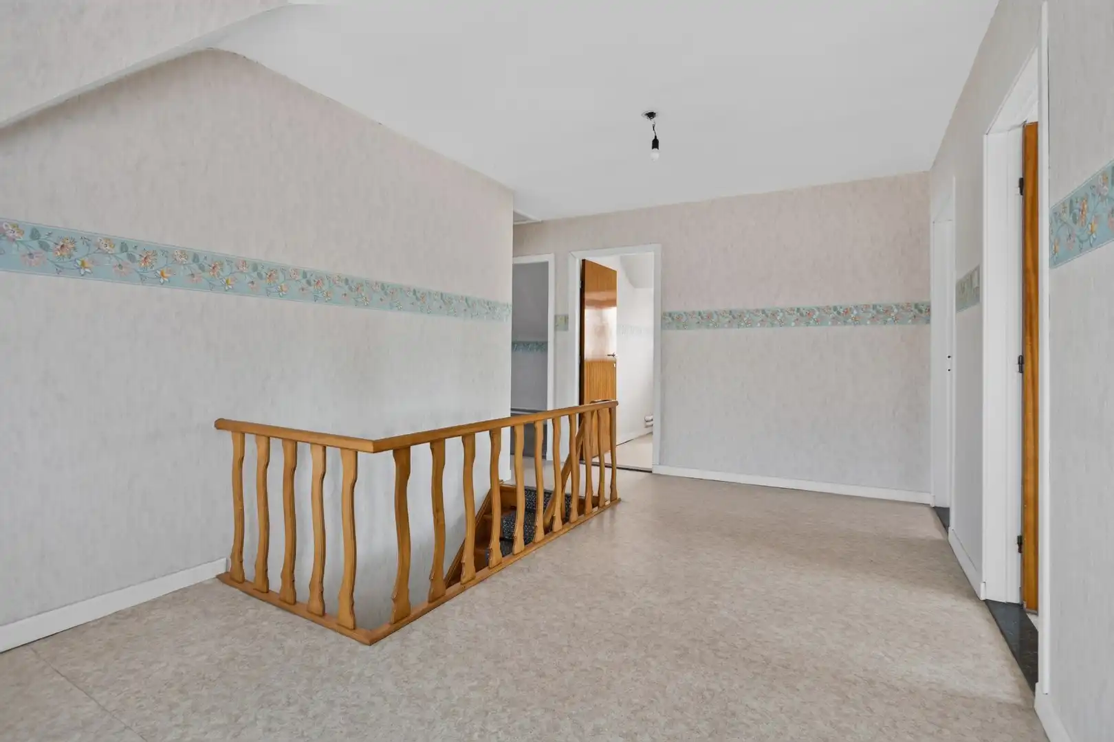 Ruime gezinswoning met 5 slaapkamers op een perceel van 23a 36ca foto 20